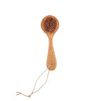 Brosse de nettoyage en bois naturel avec fibres de coco brunes et boucle en ficelle