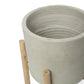 Cache-pot en terre cuite et teck H36 cm avec plante ronde et texturée sur support en bois