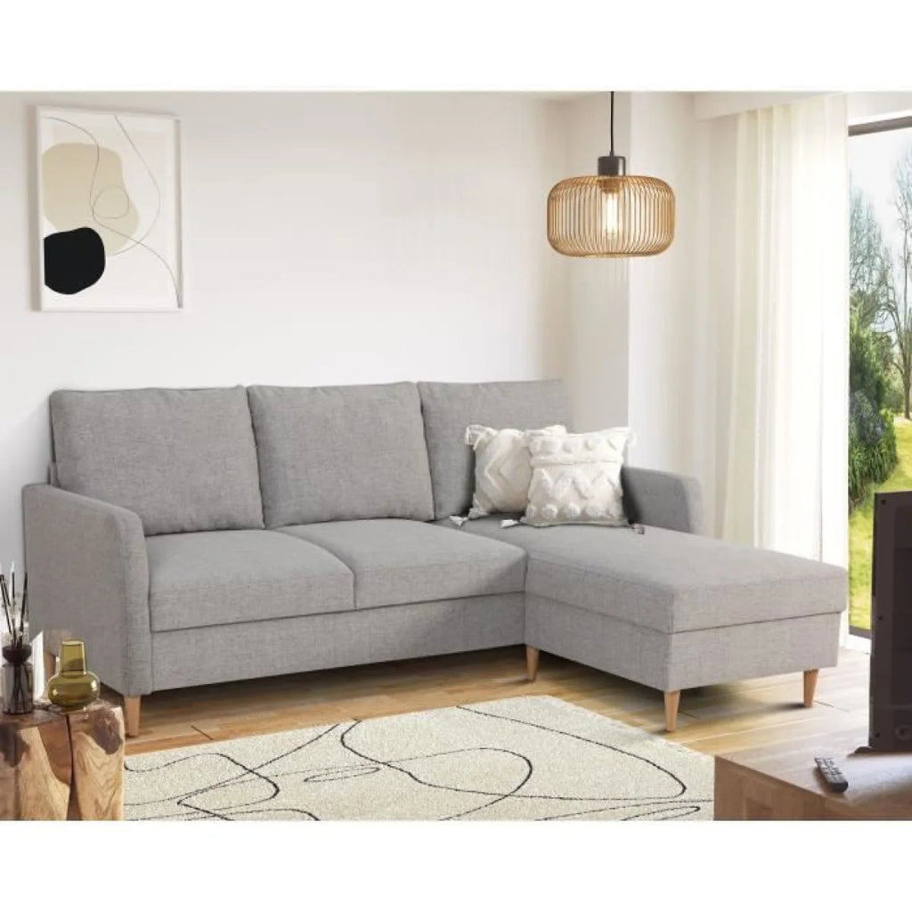 Canapé d’angle réversible tissu gris clair avec pieds en bois naturel, style moderne