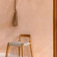 Chaise en bois recyclé avec siège tissé pour salle à manger