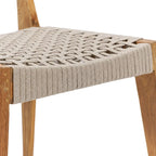 Chaise en bois recyclé avec siège tissé pour salle à manger, gros plan siège