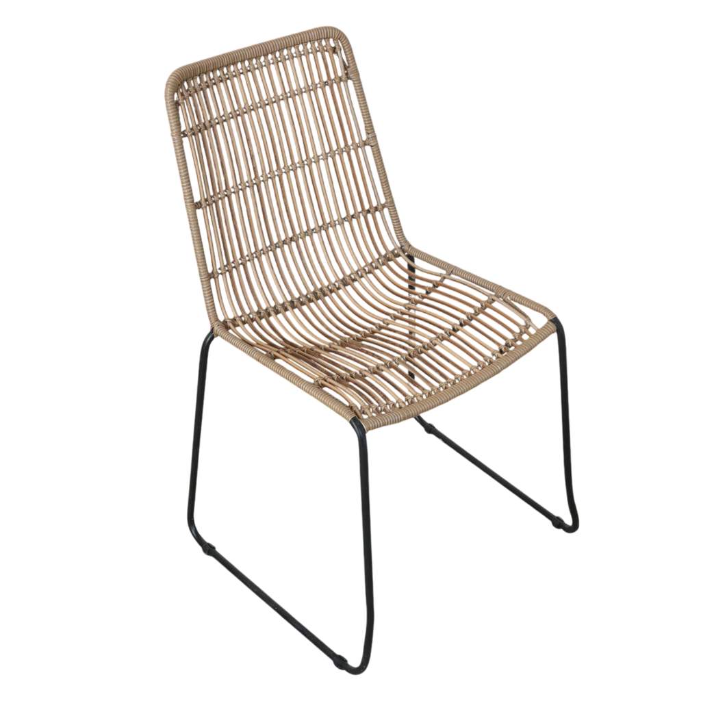 Chaise empilable en rotin naturel beige et métal noir, lot de 2