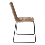 Chaise empilable en rotin naturel beige et métal noir, lot de 2