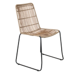 Chaise empilable en rotin naturel beige et métal noir, lot de 2