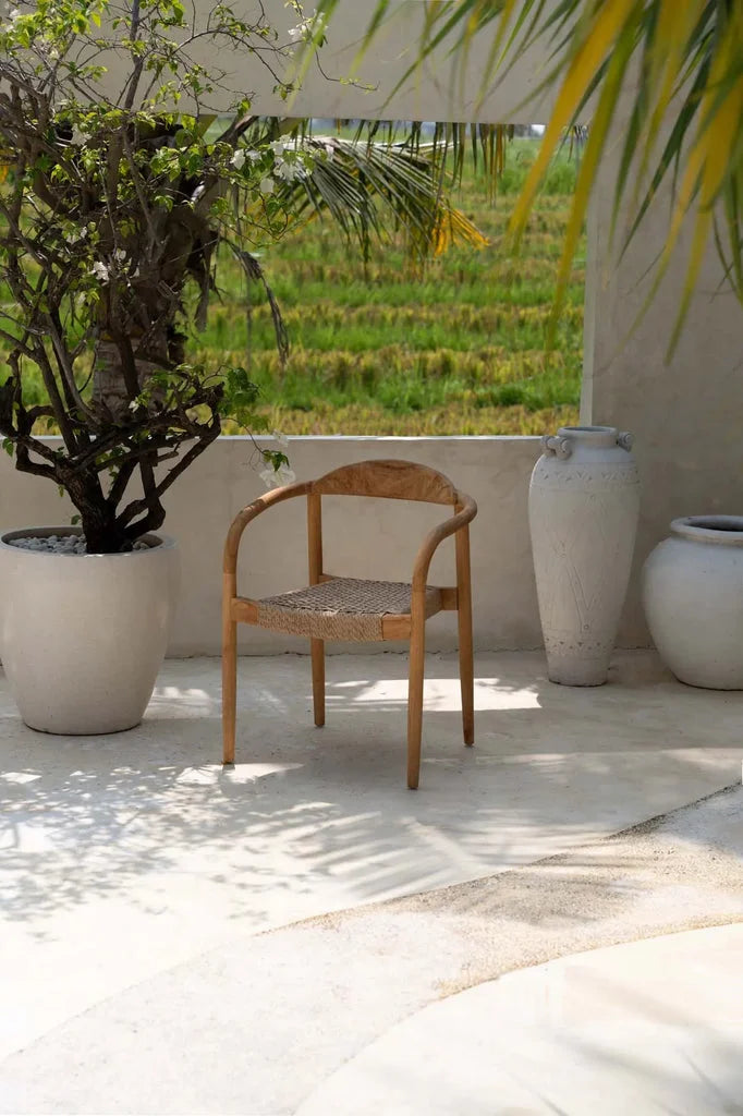 Chaise de salle à manger Amaya en bois tissé pour extérieur naturelle