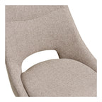 Photo d’une chaise de salle à manger en tissu beige chiné avec dossier découpé