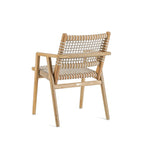Chaise de salle à manger Trikeri avec cadre en bois et assise tissée élégante