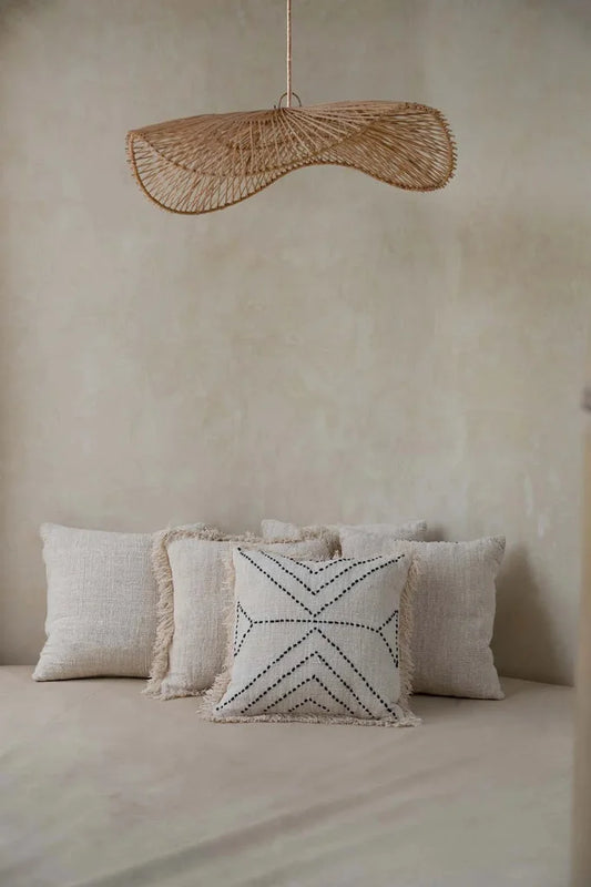 Lanterne suspendue en paille tissée Le Chapeau Pendentif Naturel L