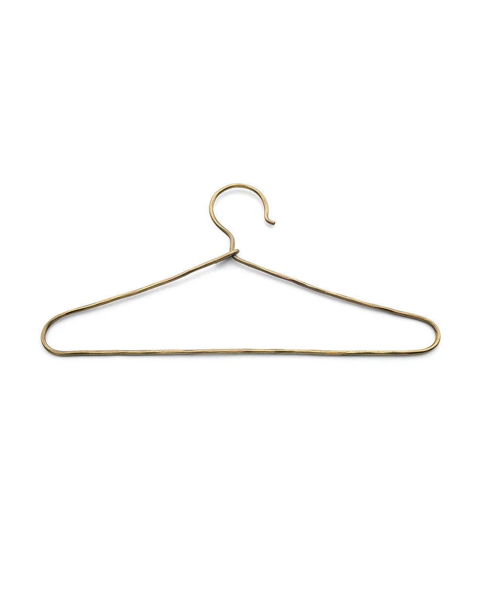 Cintre en laiton doré martelé triangulaire artisanal