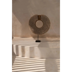 Coquillage décoratif perlé sur socle en coquille naturelle