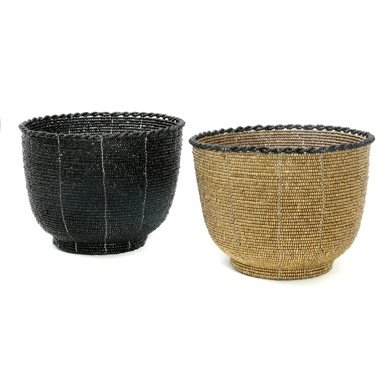 Corbeille ronde en perles dorées bordure noire
