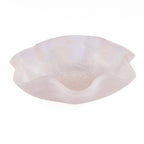 Bol en albâtre translucide blanc avec bord organique ondulé pour décoration élégante