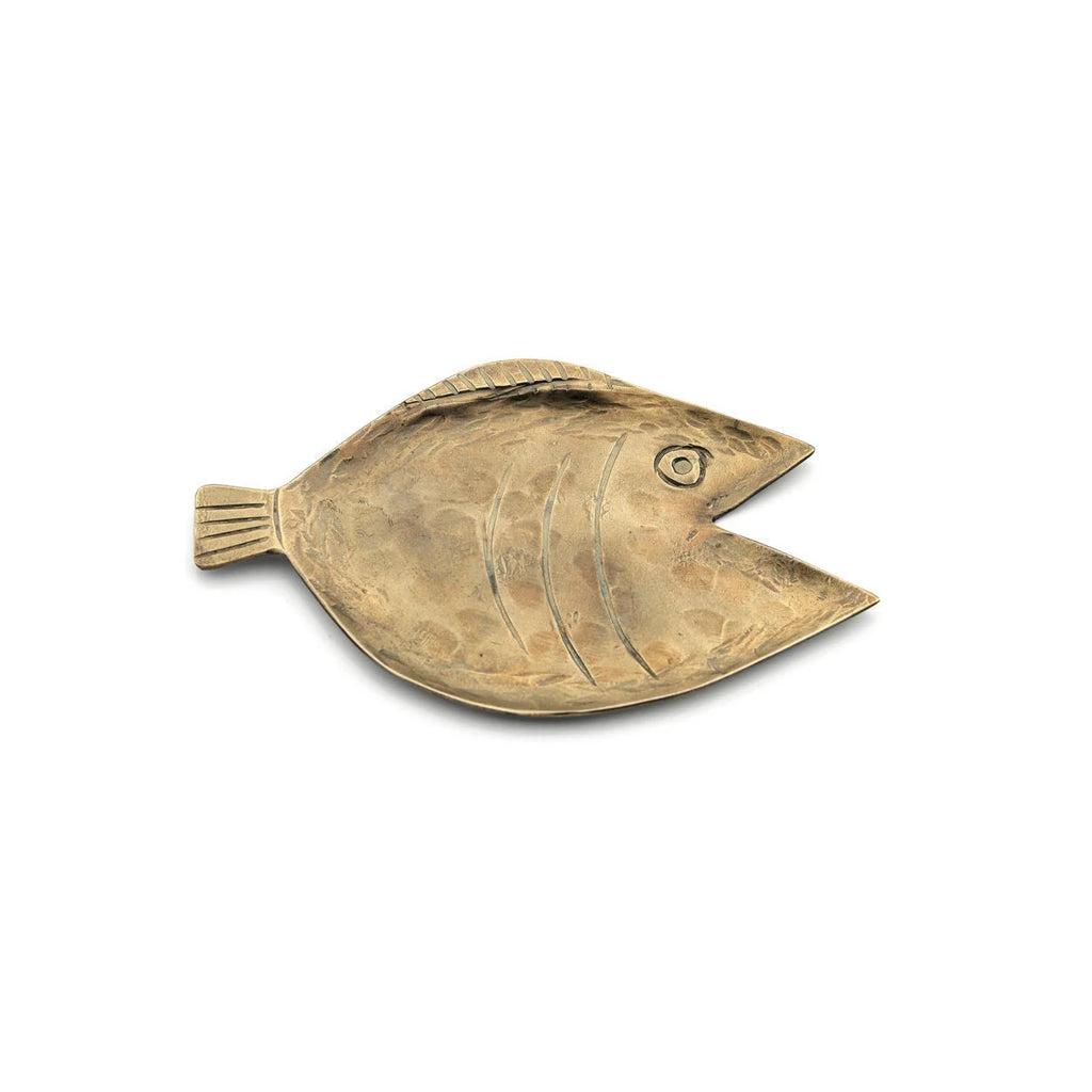 Plat en laiton doré martelé en forme de poisson décoratif pour la maison