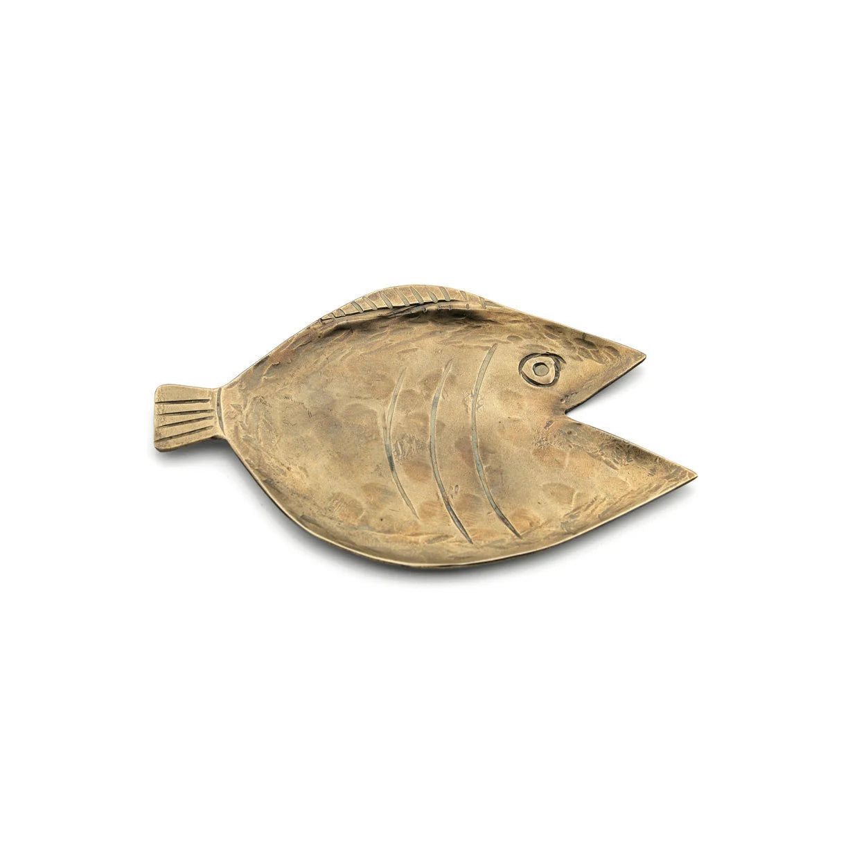 Plat en laiton doré martelé en forme de poisson décoratif pour la maison