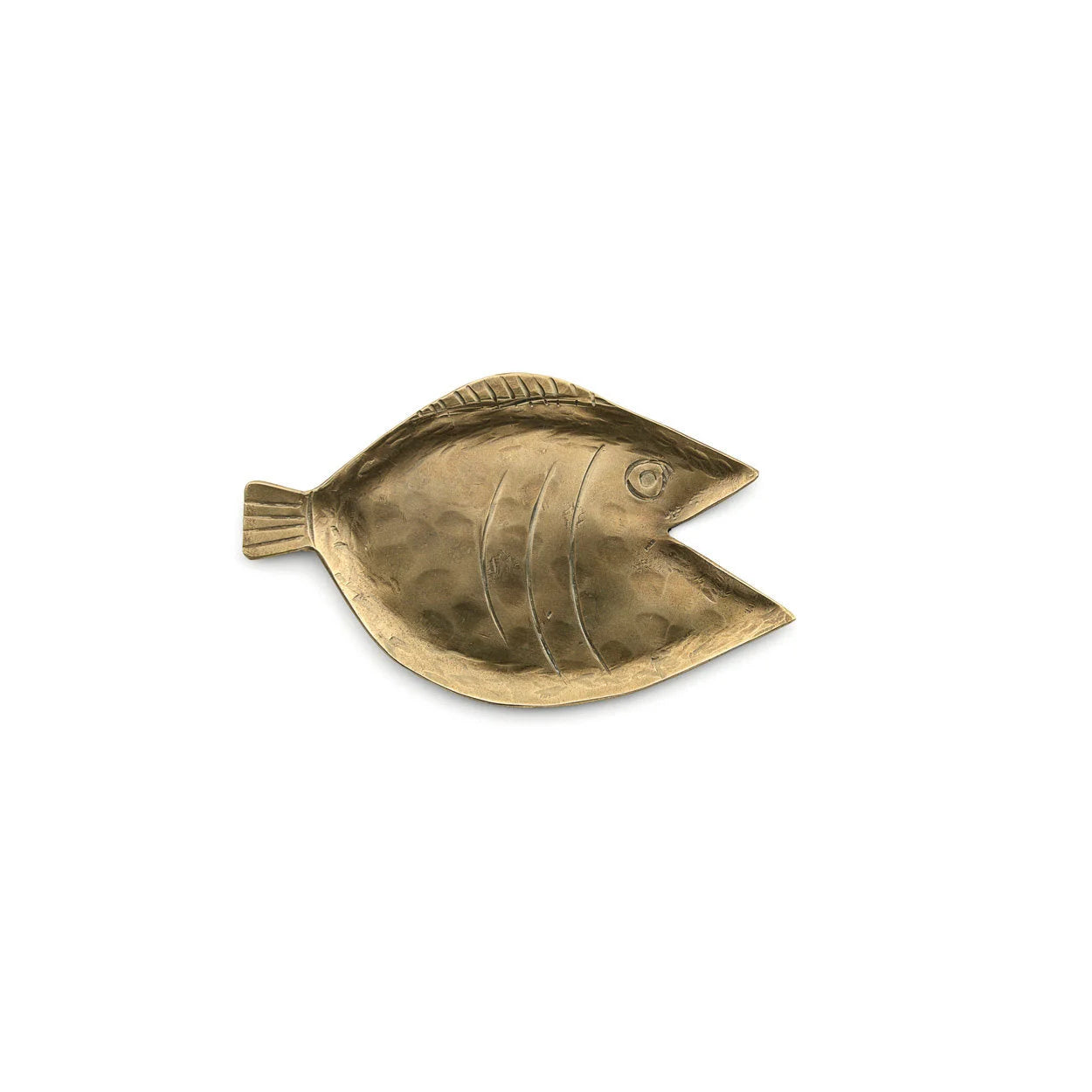 Plateau décoratif en laiton doré martelé en forme de poisson