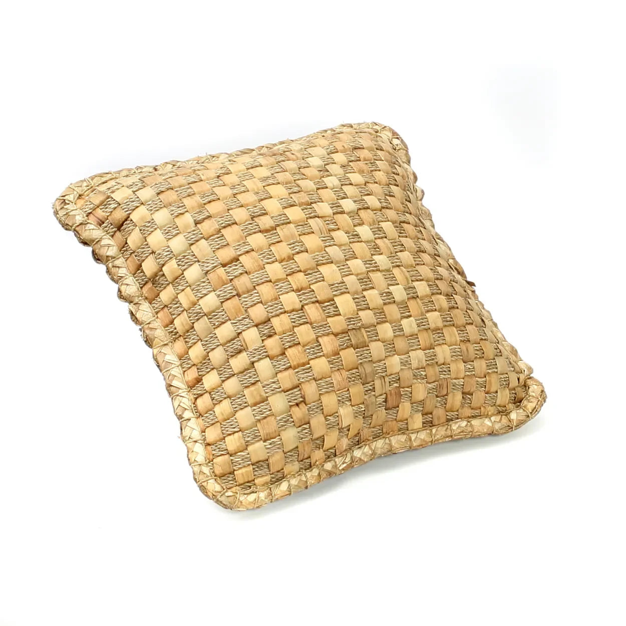 Coussin carré 40x40 en jacinthe tressée naturelle avec coussin en paille tissée