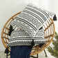 Coussin ethnique noir et blanc 