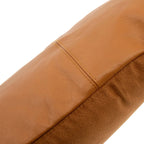 Coussin rectangulaire en cuir camel et suède avec couture visible 30x50 cm