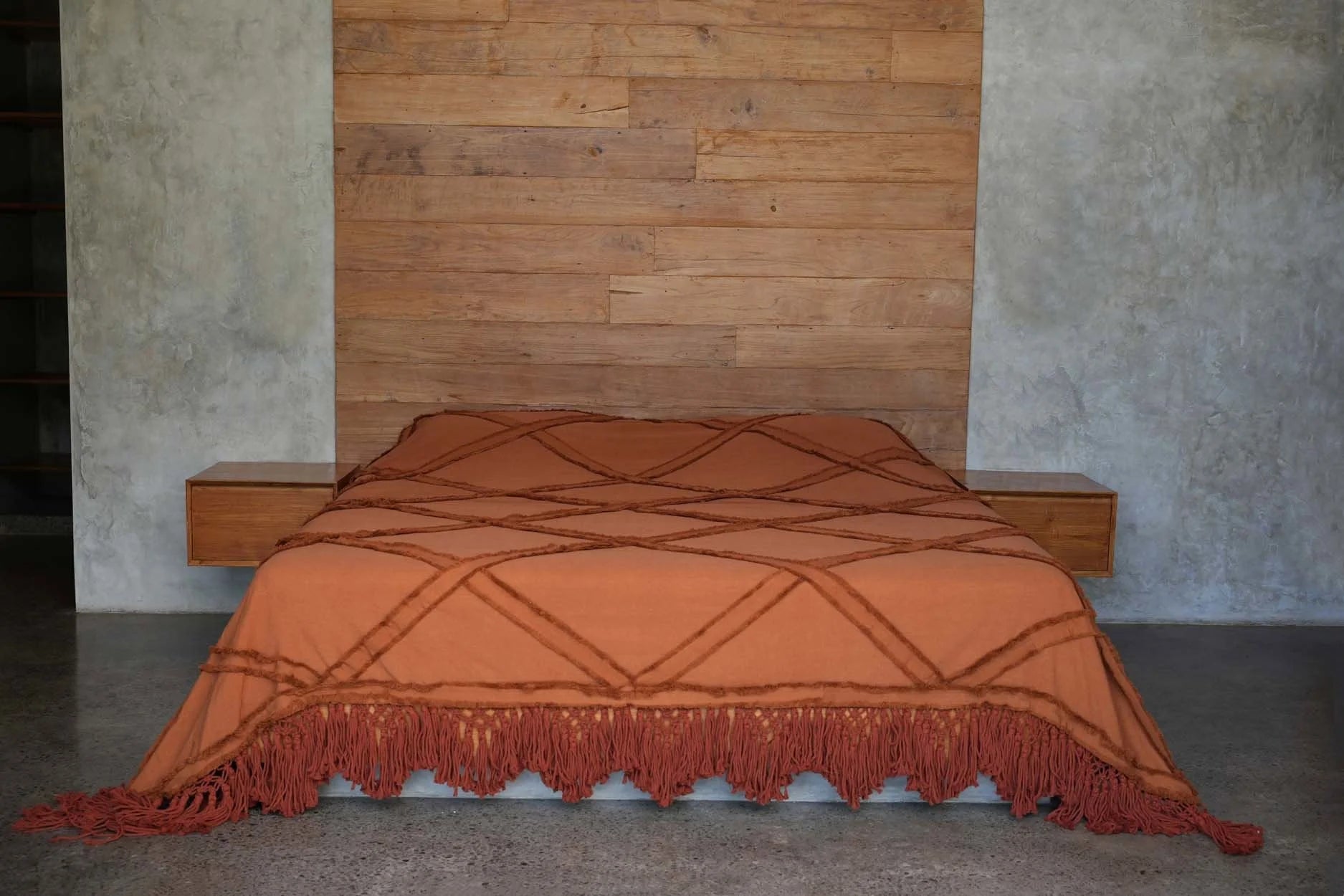 Couvre-lit en coton terracotta avec losanges et franges macramé 240x300 cm