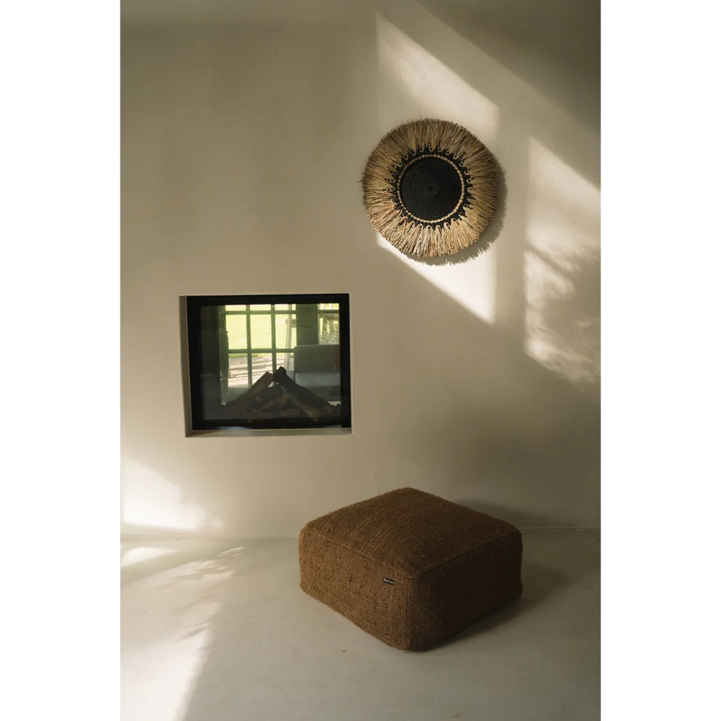 Miroir mural rond en raphia et macramé noir avec centre foncé 60 cm