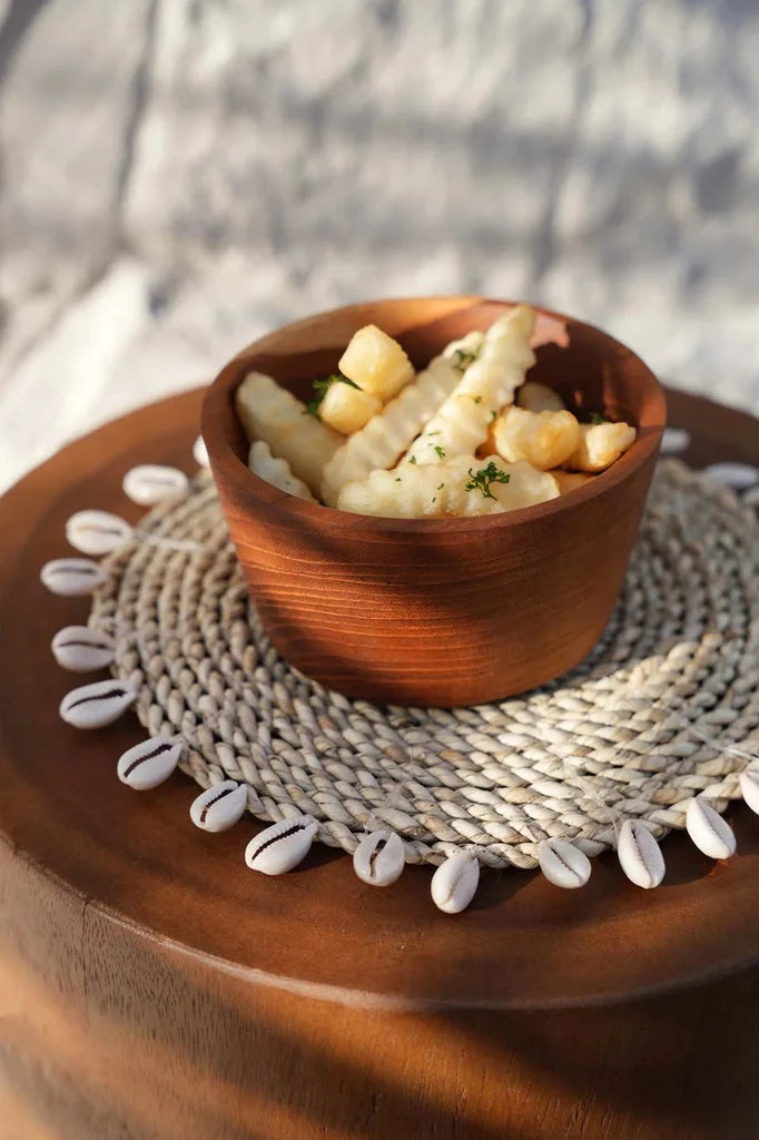 Bol en bois de nourriture pour Le dessous de plat en coquille de raphia