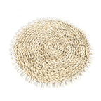 Dessous de plat rond en jonc de mer avec coquillages naturels et bord décoratif