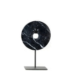 Sculpture en disque de marbre noir sur support métallique pour décoration moderne