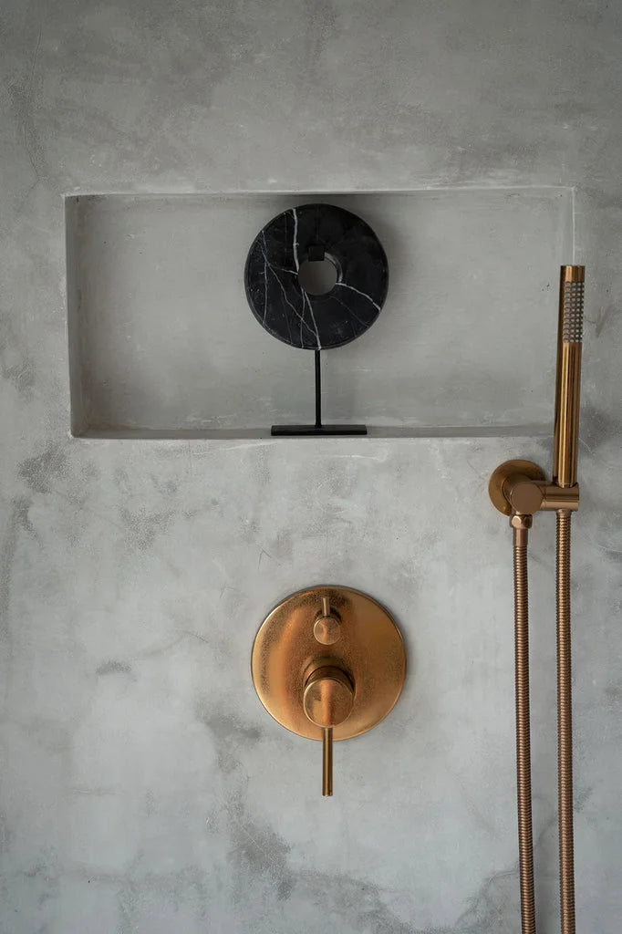 Fixture de salle de bain moderne en marbre noir sur support Le Disque en Marbre S