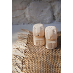 Duo salière poivrière en grès naturel forme totem 7 cm