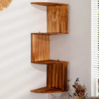 Étagère murale d'angle en bois 4 niveaux dans un salon