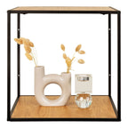 Vase céramique crème en forme de b avec découpe circulaire sur étagère murale chêne et métal noir 36x36 cm