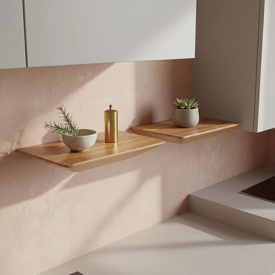 Deux étagères murales flottantes en teck naturel chanfreiné, set de 2