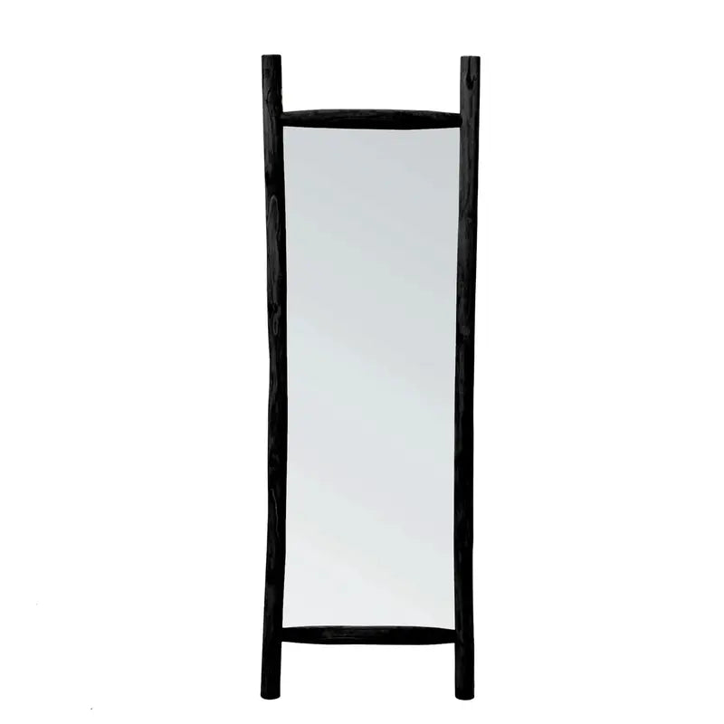 Grand miroir rectangulaire en bois noir sur fond blanc, mettant en valeur son cadre en bois