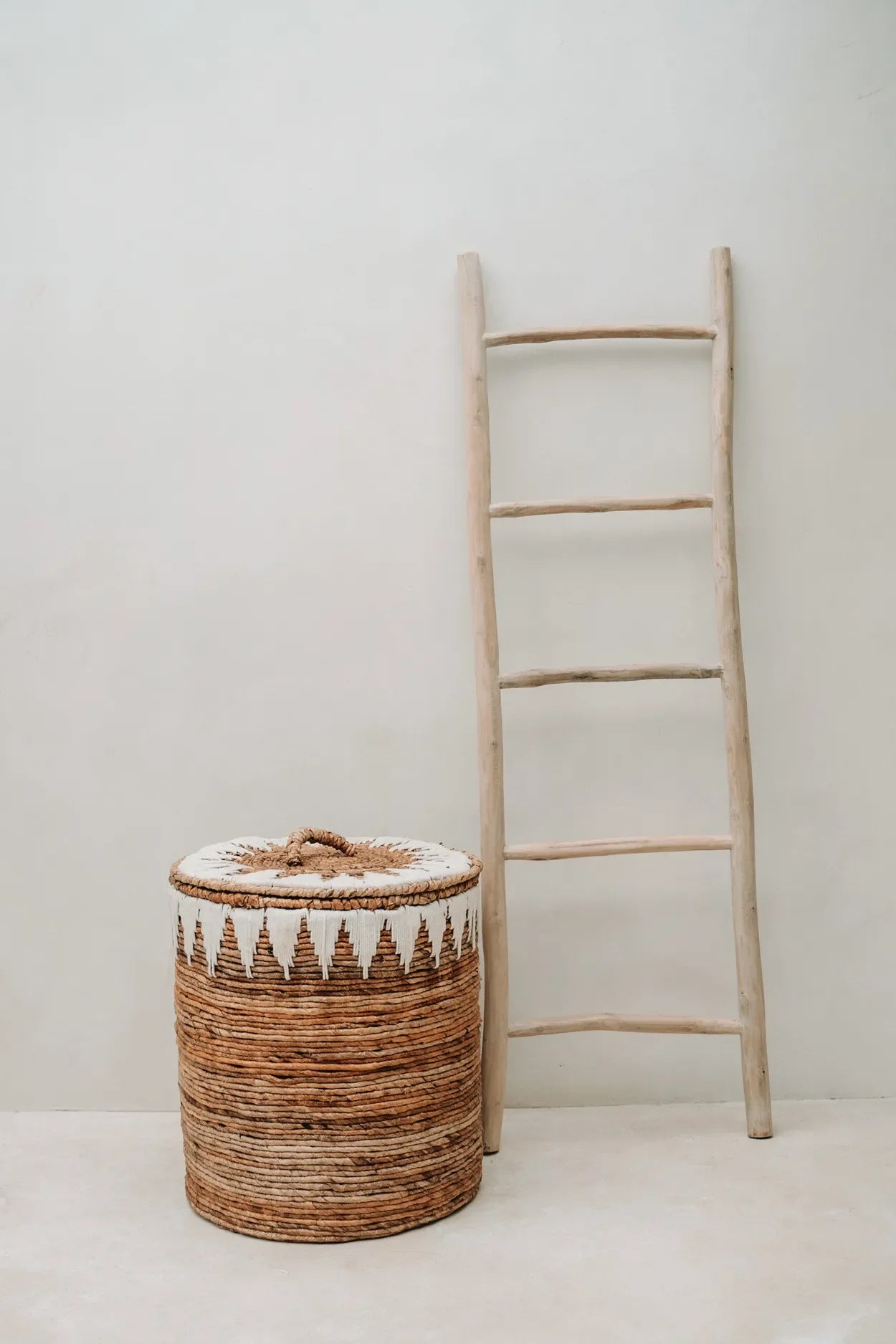 Panier à linge en feuille de bananier tressée avec couvercle, 55 cm grand modele