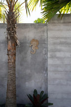 Décoration murale de hippocampe en coquille blanche pour une touche marine élégante