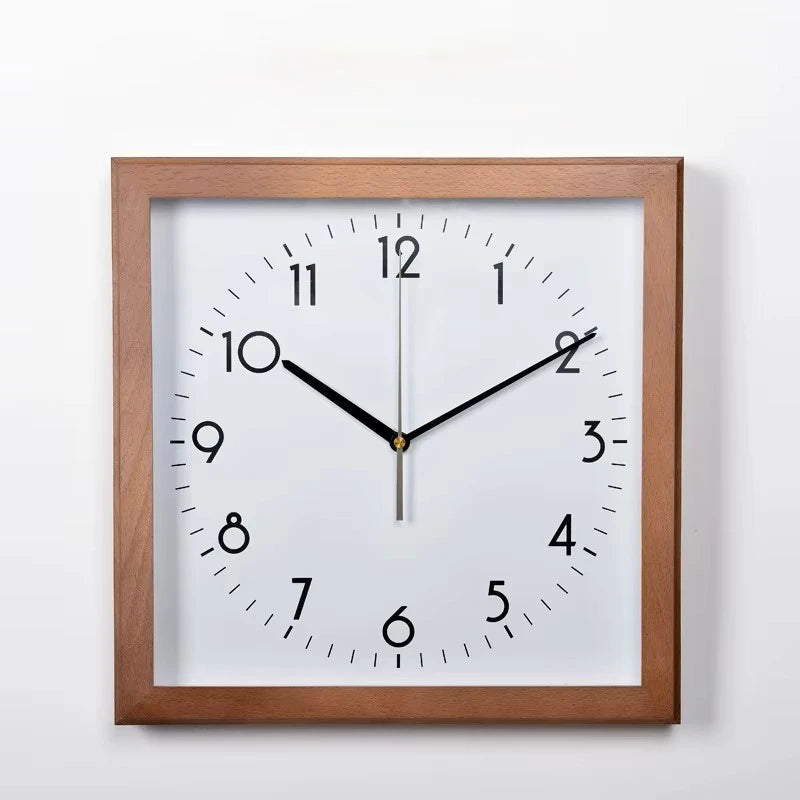 Horloge murale carrée en bois foncé
