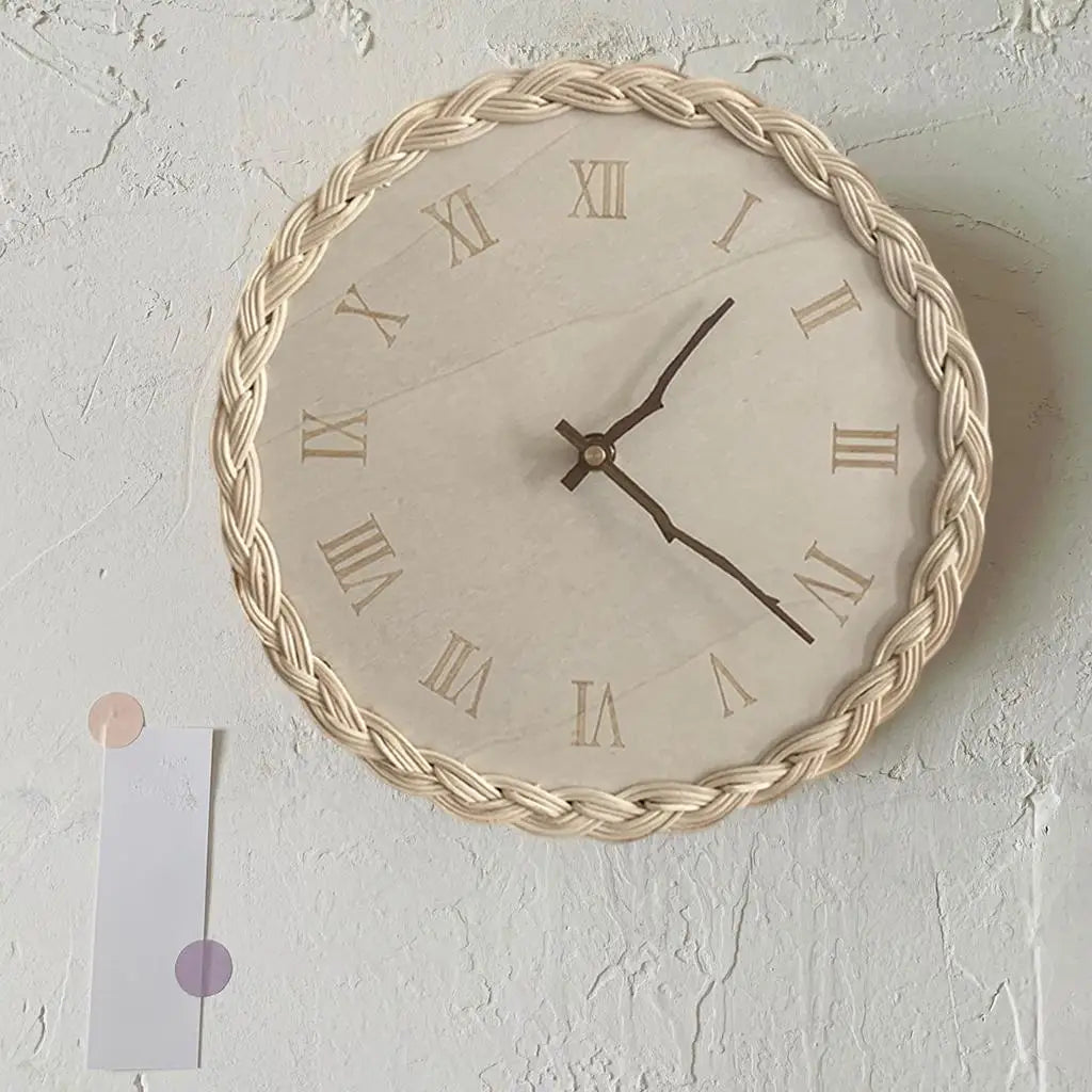 Horloge murale en rotin variante 2