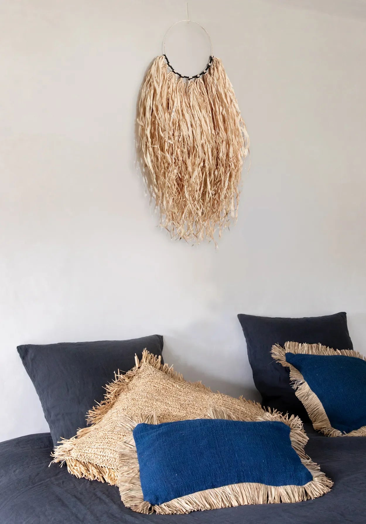 Housse de coussin 30x50 en coton bleu naturel avec mur bohème et coussins à franges