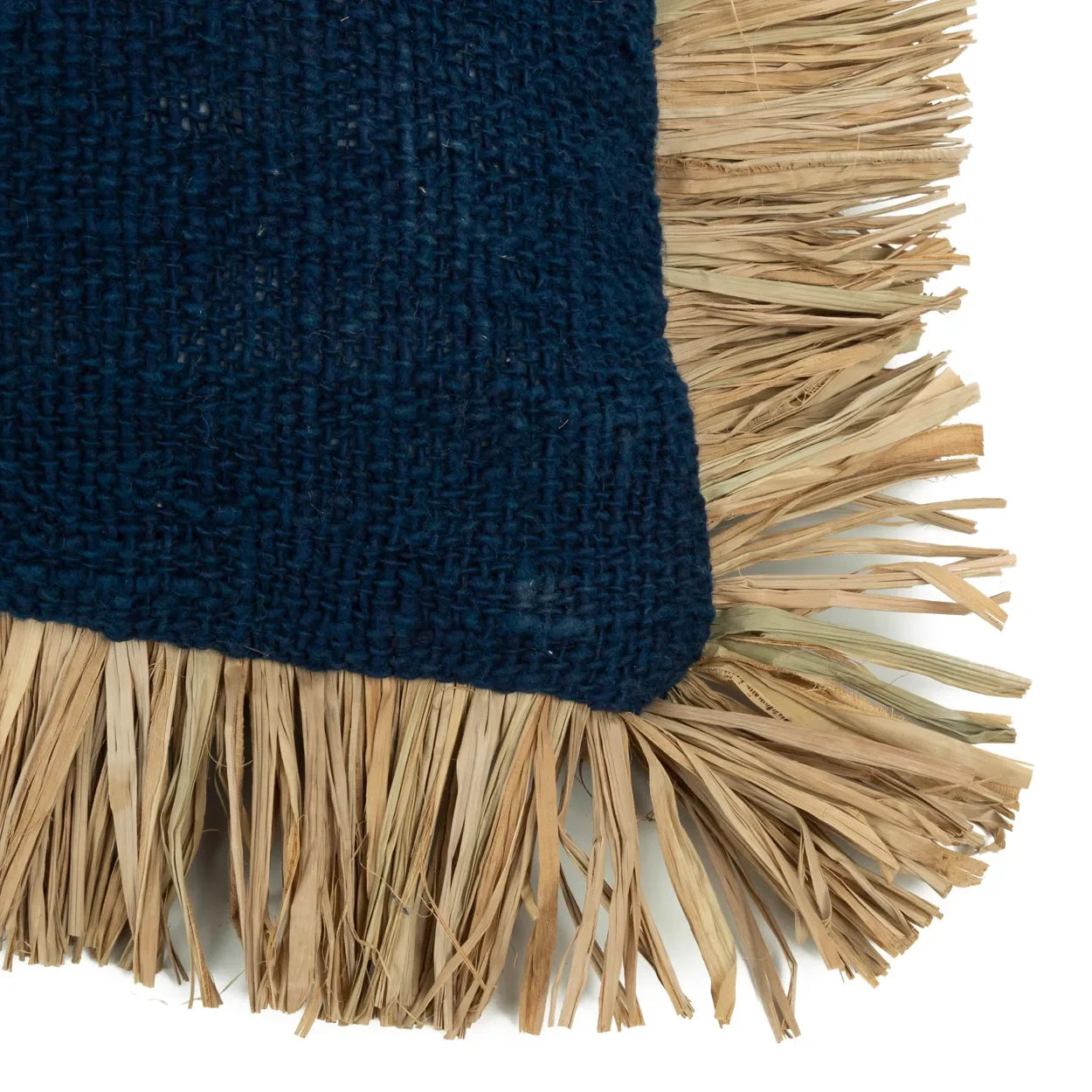 Housse de coussin 30x50 en coton bleu naturel avec frange en raphia