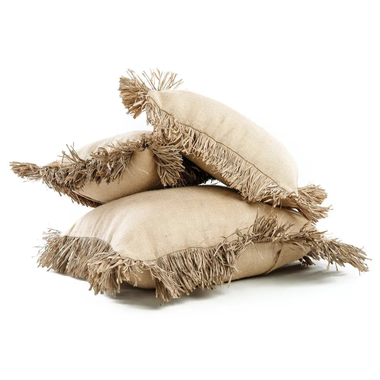 Coussin beige en jute naturel avec franges en raphia, empilés, 60x60 cm