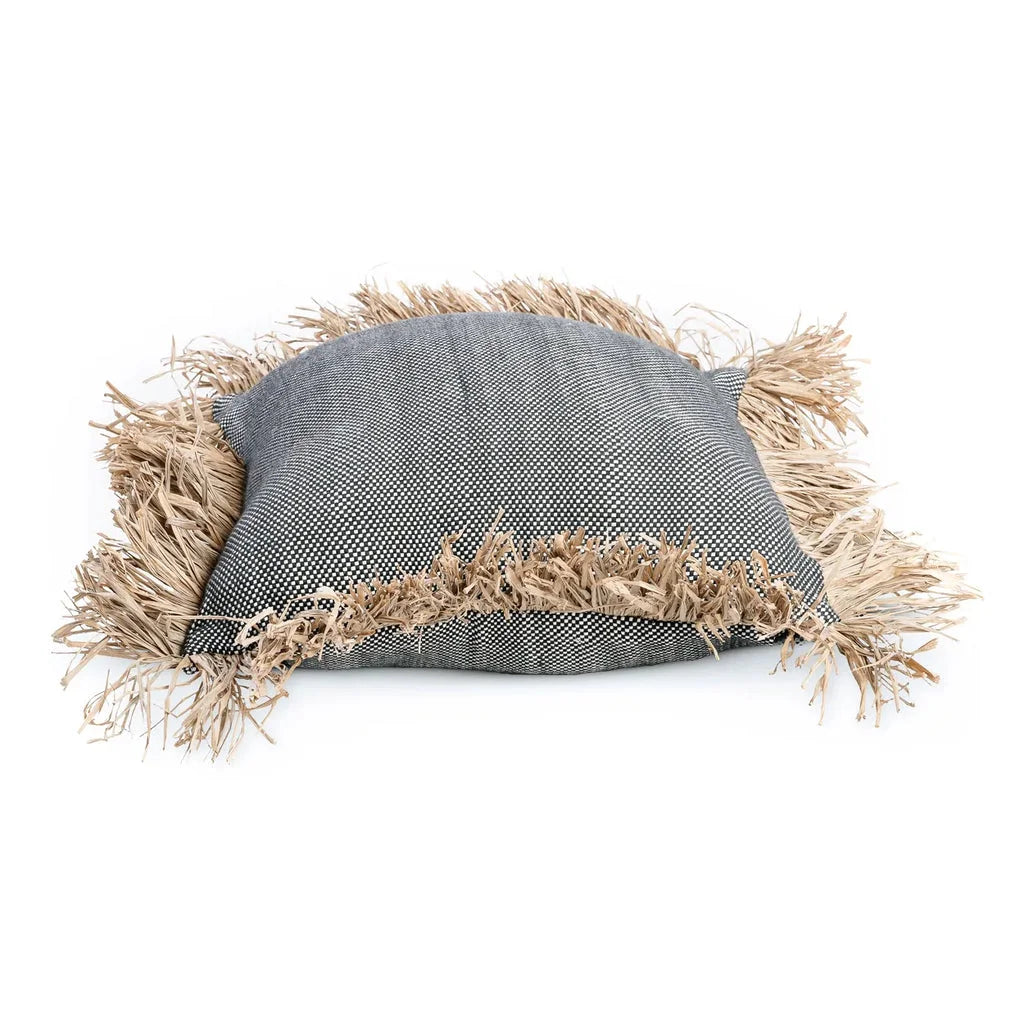 Coussin en coton gris naturel avec franges, taille 40x40, modele La housse de coussin Bonita