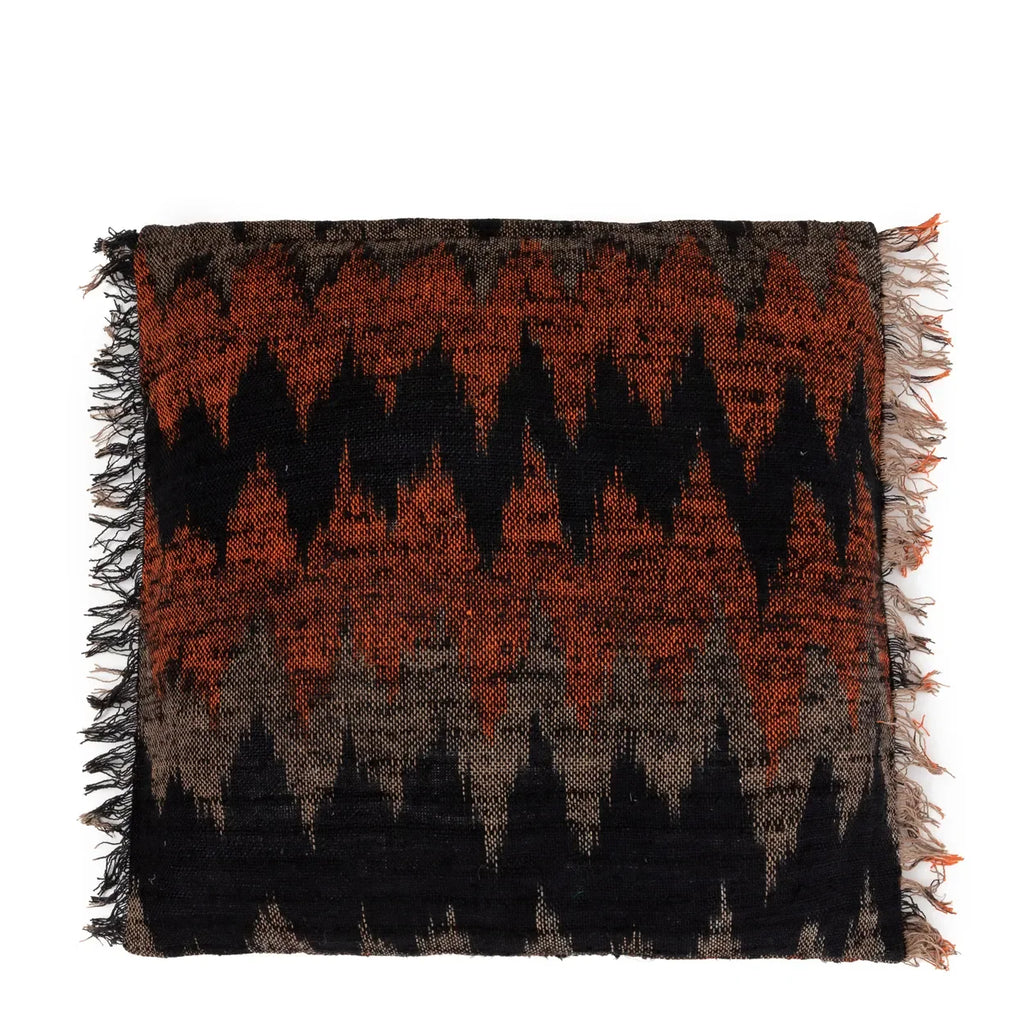 Écharpe à motif en zigzag avec franges, idéale pour accessoire de mode