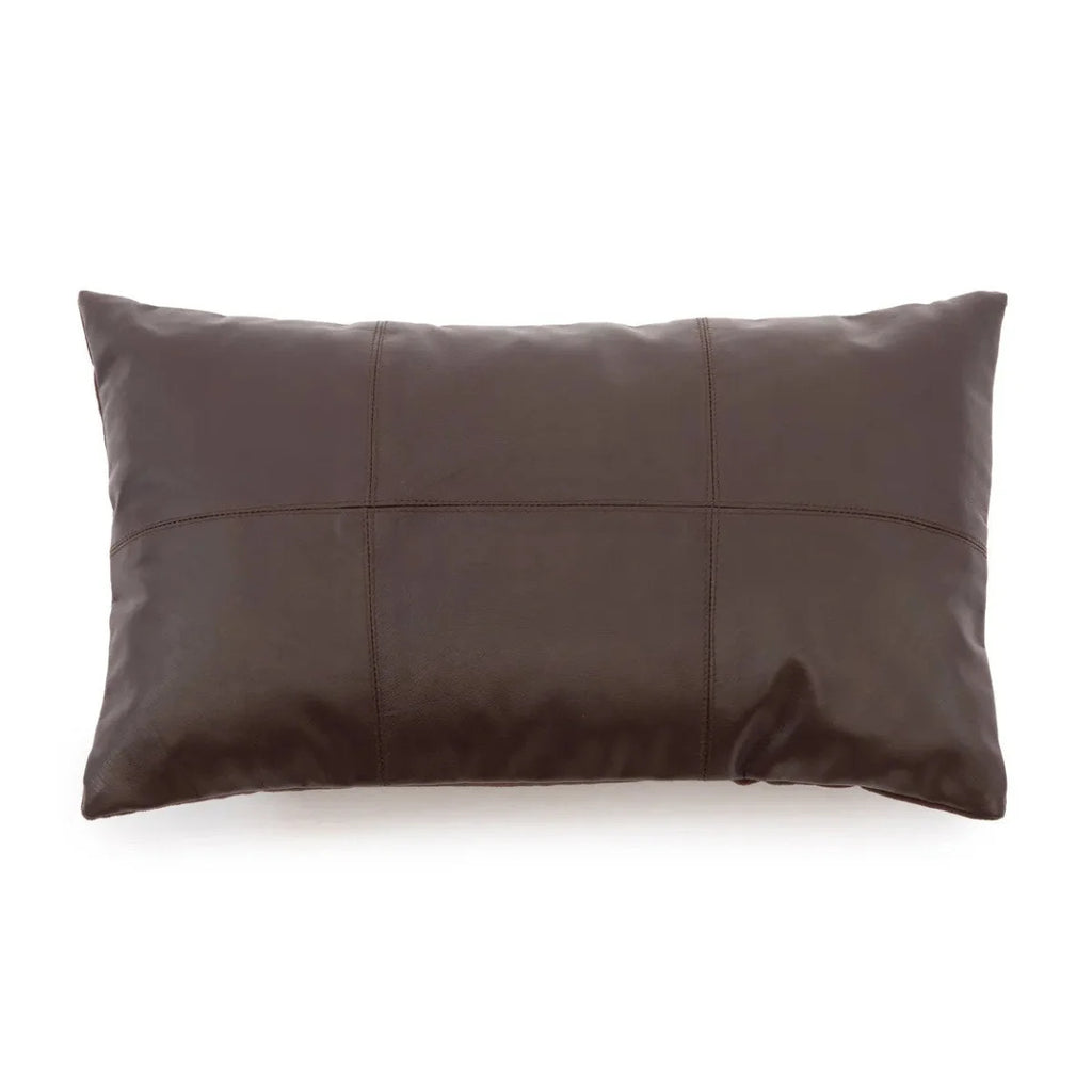 Coussin en cuir marron foncé rectangulaire avec coutures décoratives 30x50 cm