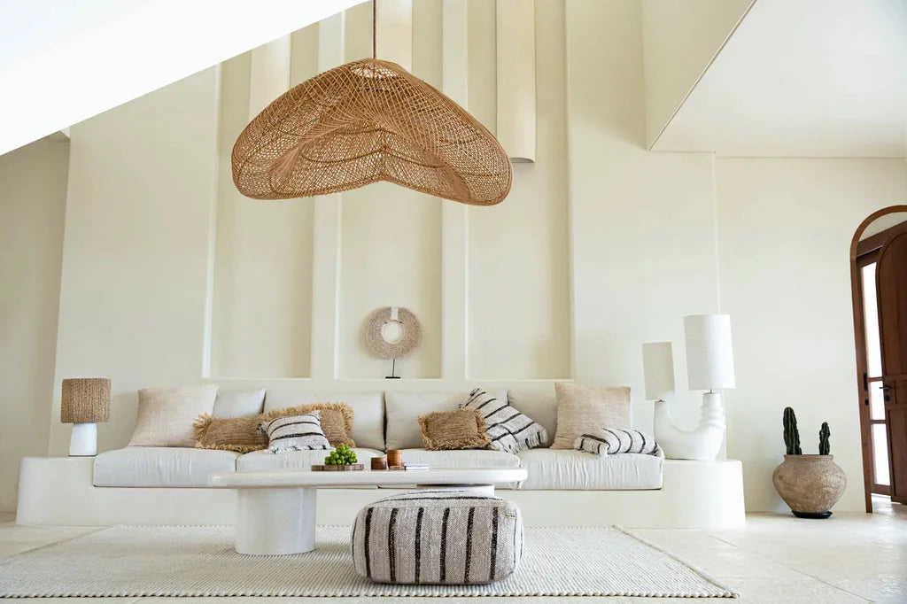 Suspension tissée intégrée dans le produit La housse de coussin Oh My Gee - Bohémien Blanc