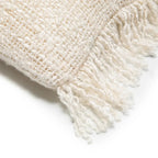 Plaid crème en laine tissée avec frange pour coussin Oh My Gee 30x50
