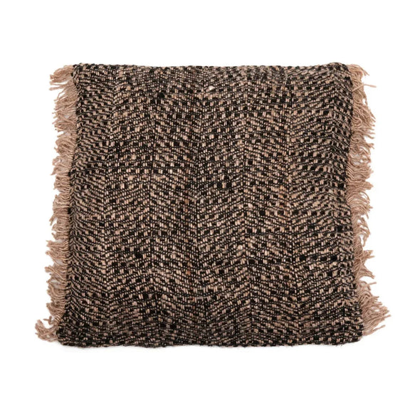 Coussin tissé marron et beige avec franges, modèle La housse de coussin Oh My Gee