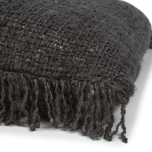 Plaid en gris foncé avec franges pour la housse de coussin Oh My Gee Noir Marine