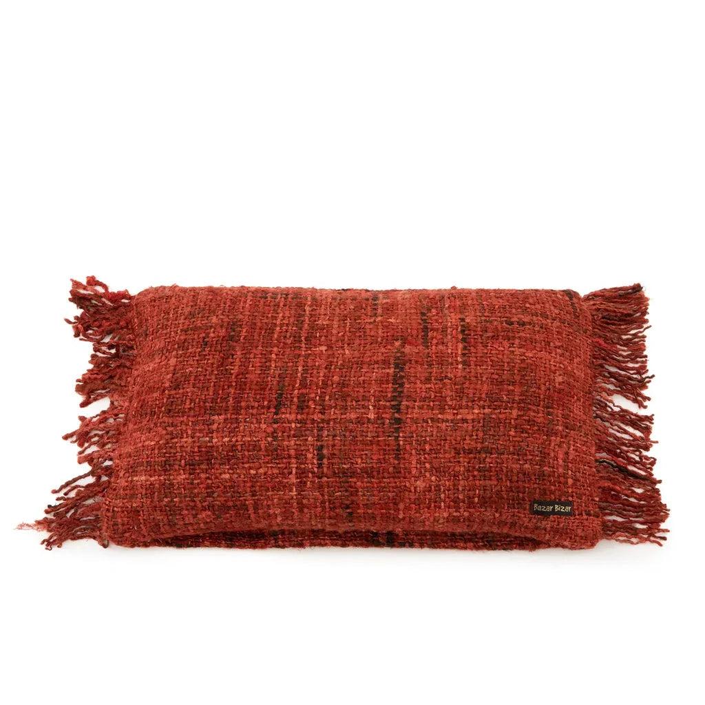 Housse de coussin Oh My Gee rouge cerise frangée 30x50_40 en textile tissé