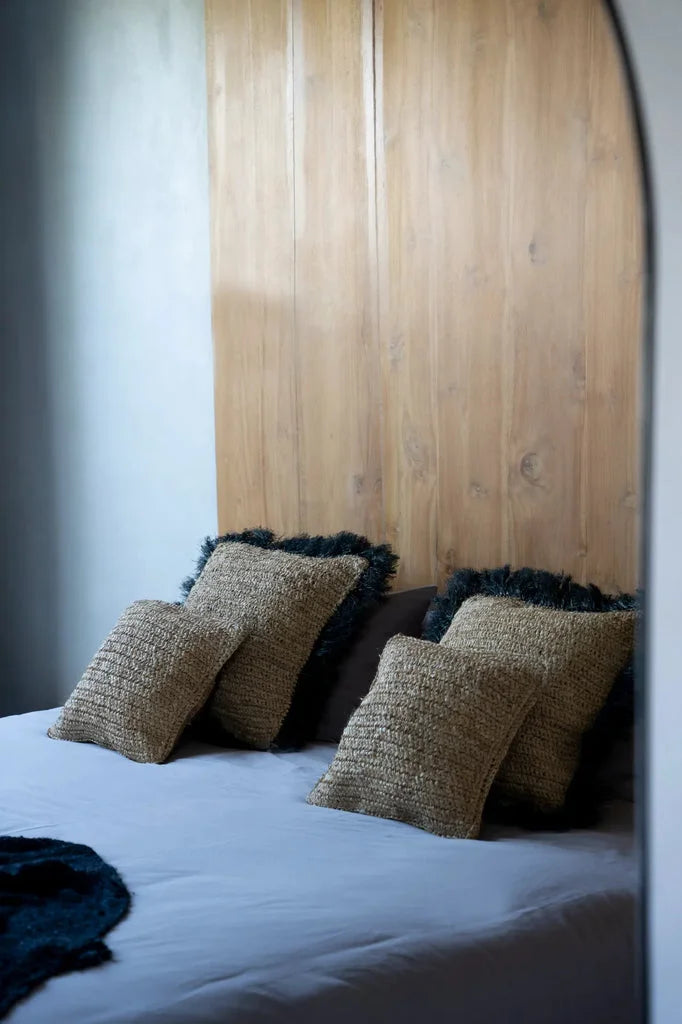 Chambre avec coussins texturés, Housse de coussin en raphia noir naturel 60x60_40