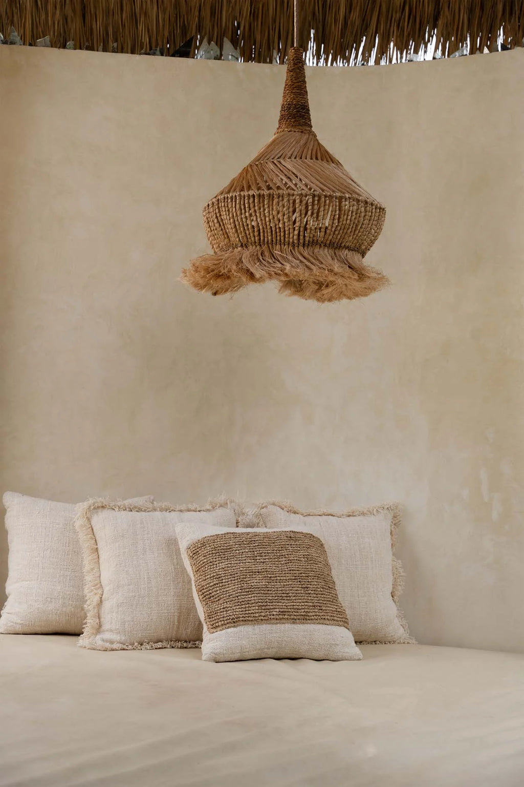 Luminaire en suspension tissé idéal pour la décoration intérieure et le salon